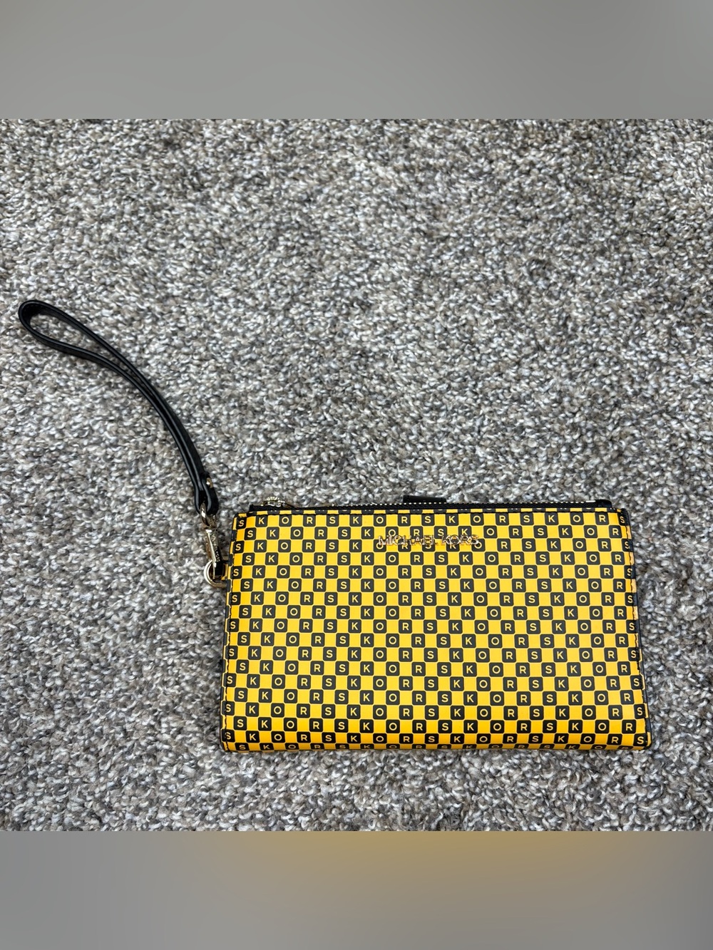 Michael Kors Double Zip New York City Taxi Yellow MultiLG Wristlet